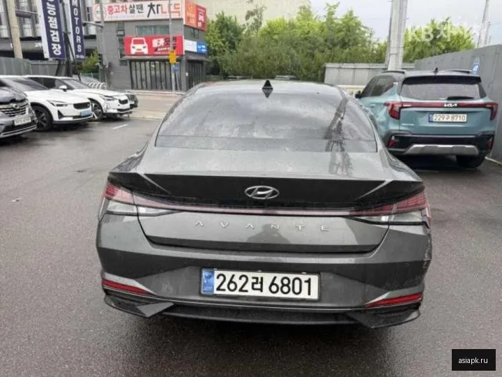 Hyundai Avante 3