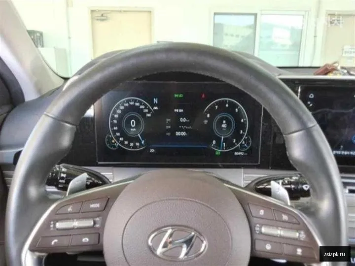Hyundai Grandeur 6
