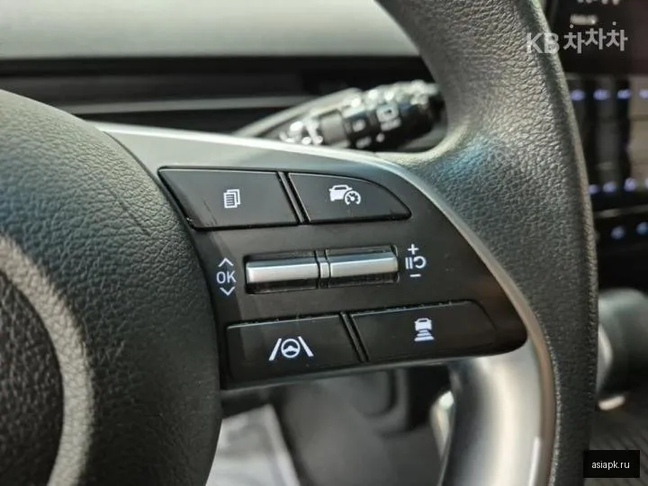 Hyundai Staria 6
