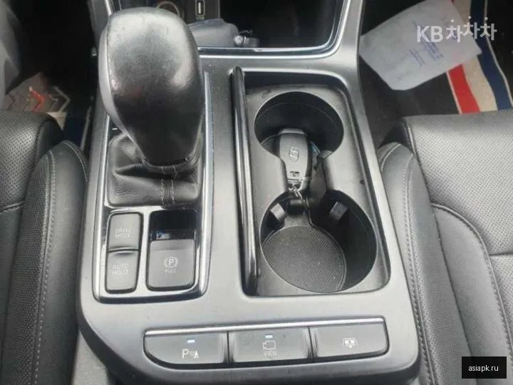 Hyundai Grandeur 4
