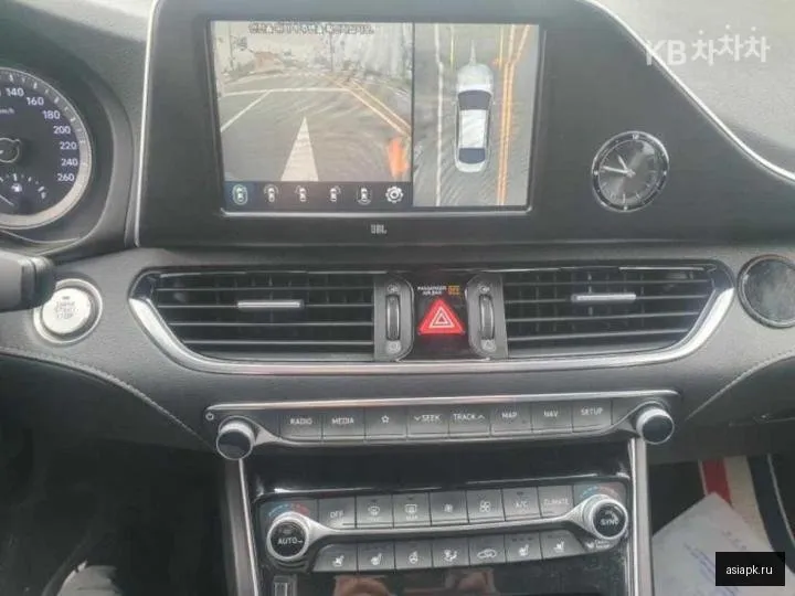 Hyundai Grandeur 3