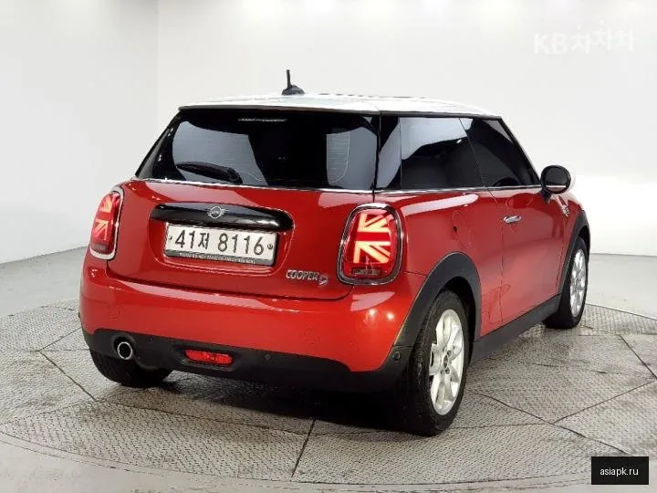 MINI Hatch 4