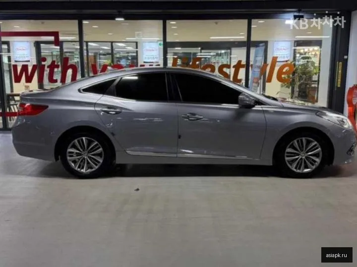 Hyundai Grandeur 3