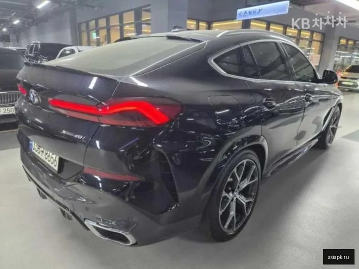 BMW X6 4