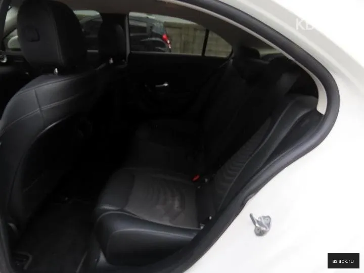 Mercedes-Benz A-Class 6