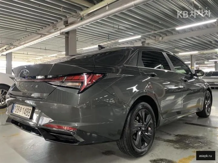 Hyundai Avante 5