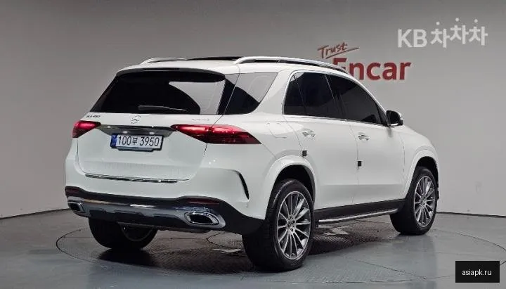 Mercedes-Benz GLE-Class 2