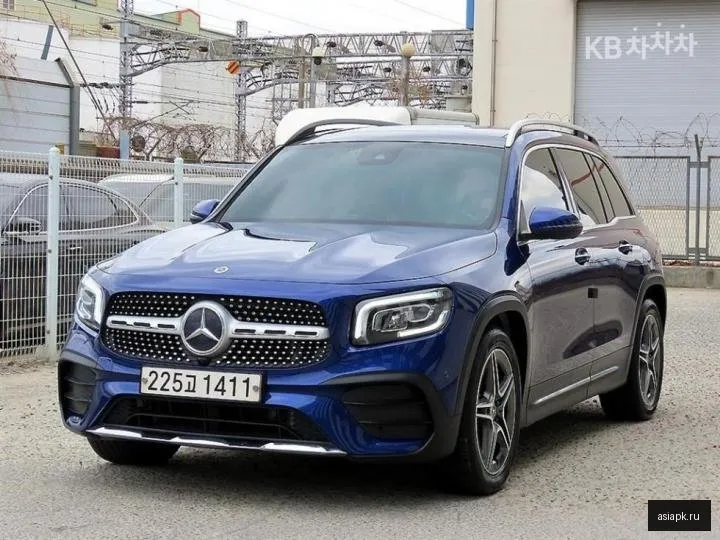 Mercedes-Benz GLB-Class 2