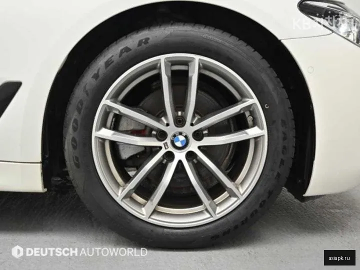 BMW 5-Series 5