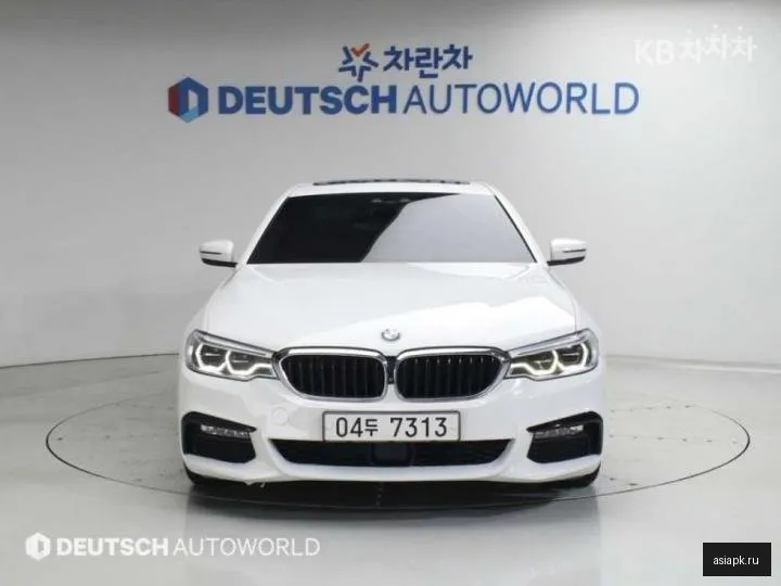 BMW 5-Series 3