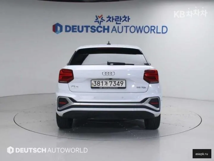 Audi Q2 4