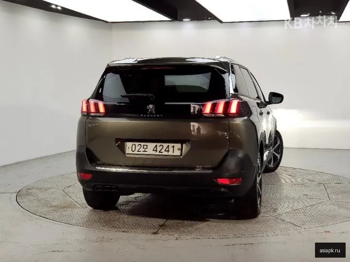 Peugeot 5008 3