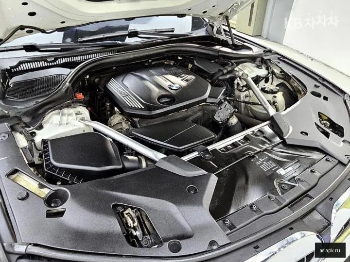 BMW 5-Series 6