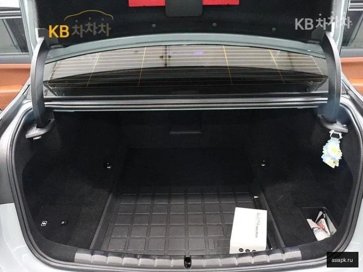 BMW 7-Series 5