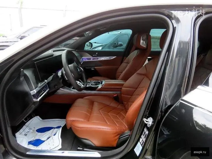 BMW 7-Series 5