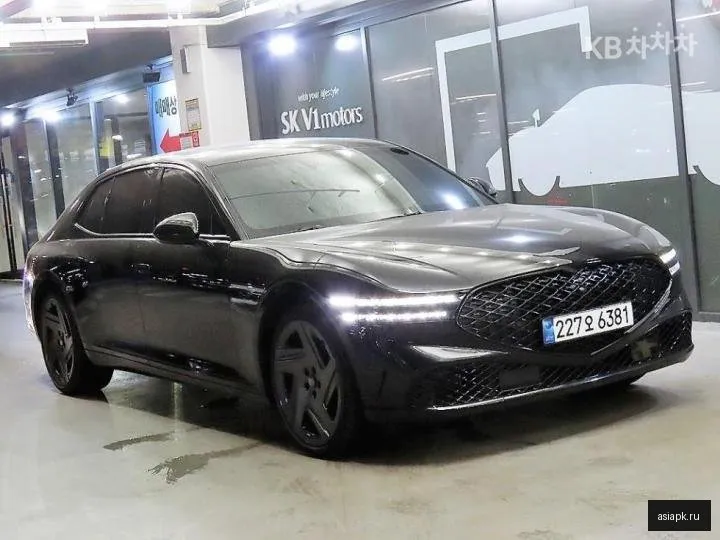 Genesis G90