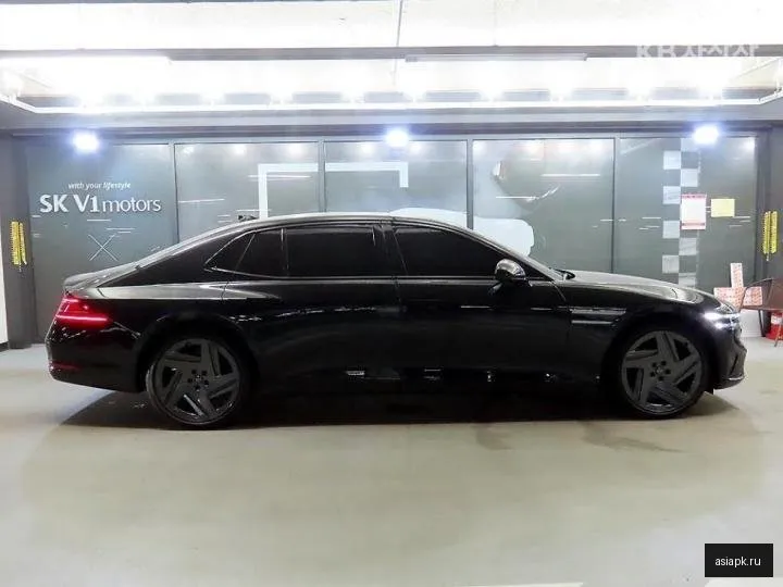 Genesis G90 3