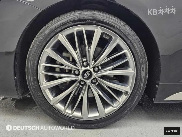 Hyundai Grandeur 5