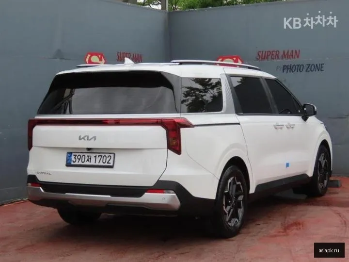 Kia Carnival 3