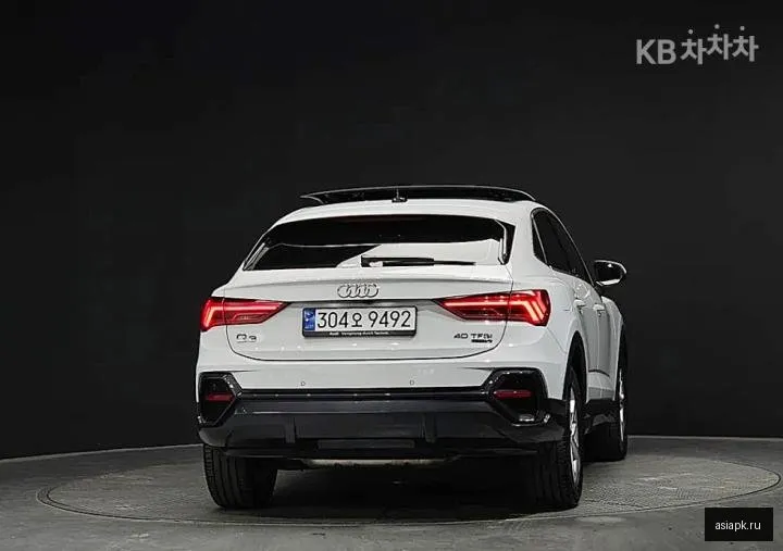 Audi Q3 4