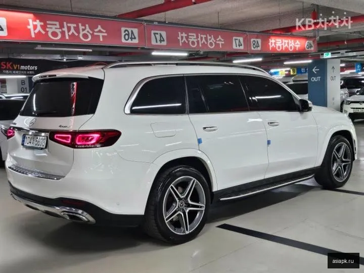 Mercedes-Benz GLS-Class 3