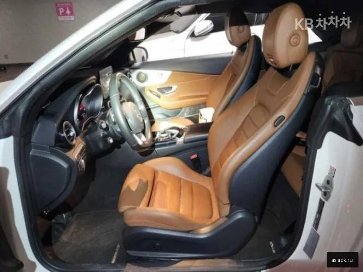 Mercedes-Benz C-Class 6