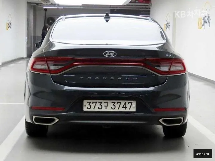 Hyundai Grandeur 3