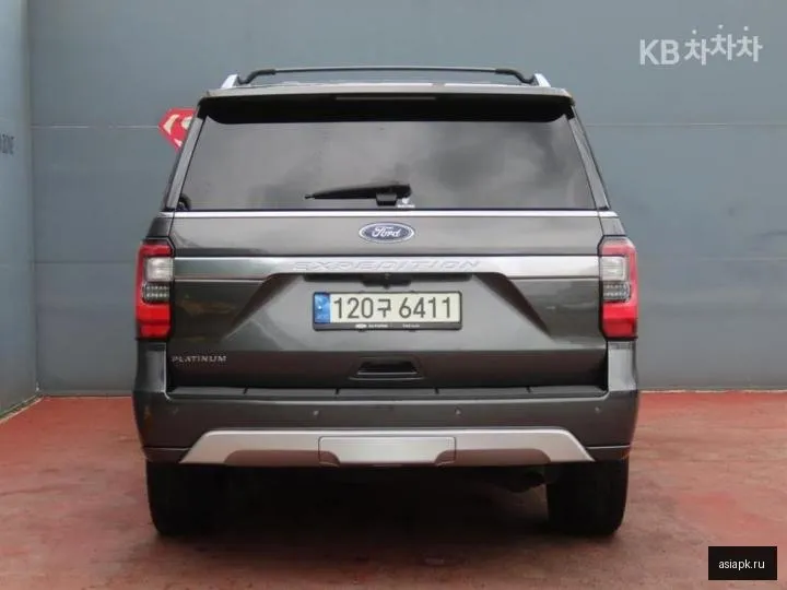 Ford Expedition 4