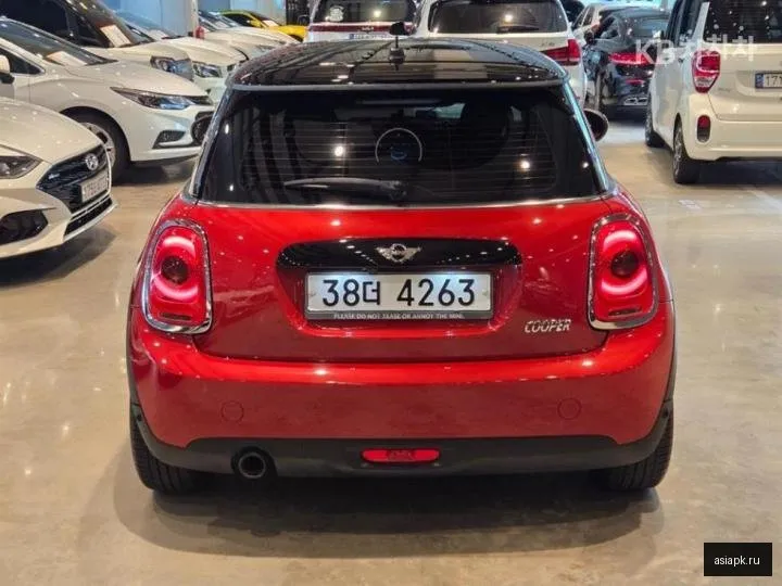 MINI Hatch 4