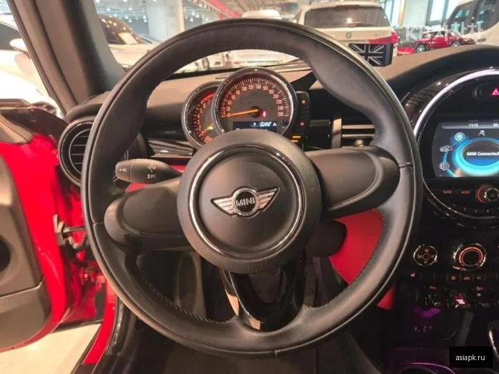 MINI Hatch 6