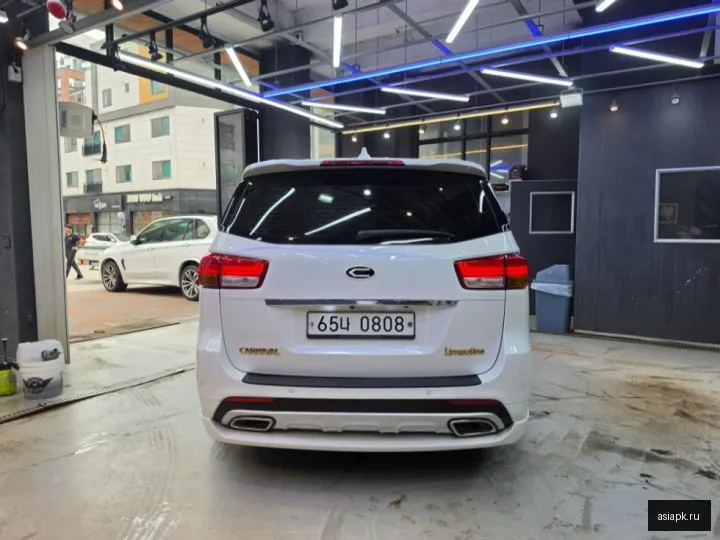 Kia Carnival 2