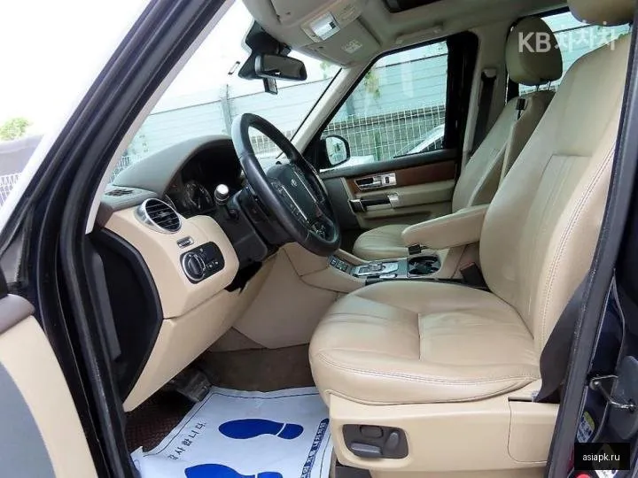 Land Rover Discovery 5
