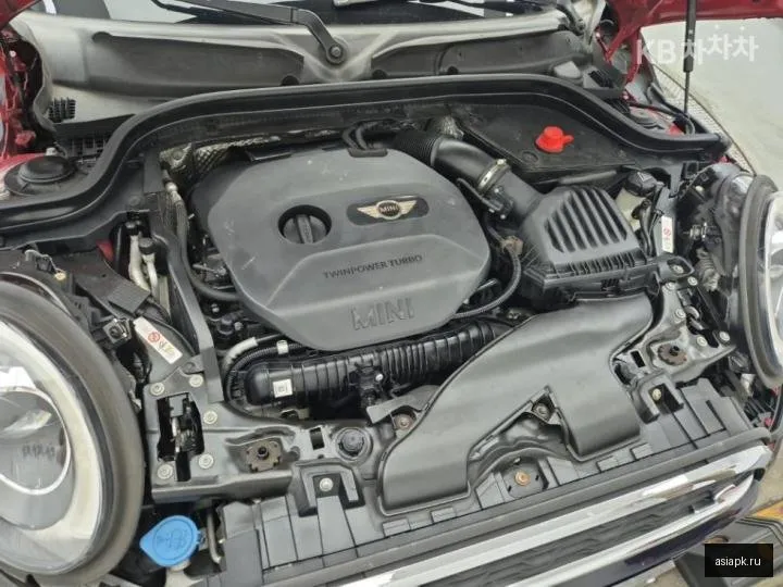 MINI Hatch 6