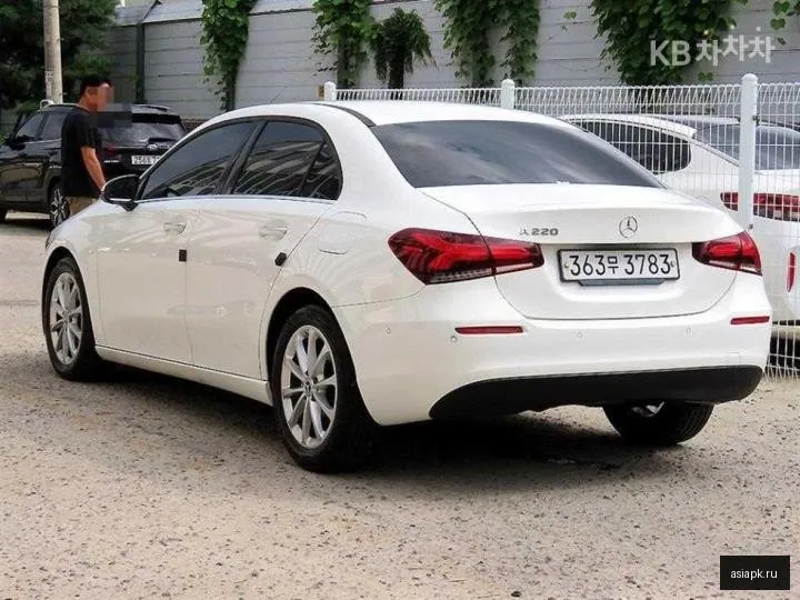 Mercedes-Benz A-Class 3