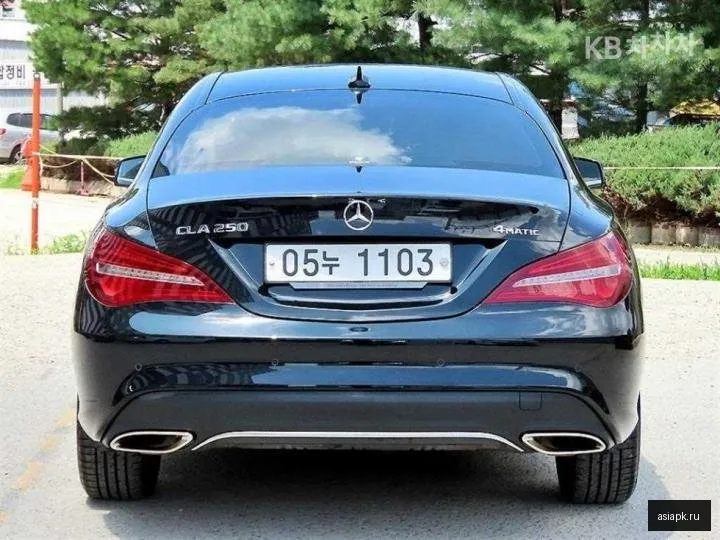 Mercedes-Benz CLA-Class AMG 4