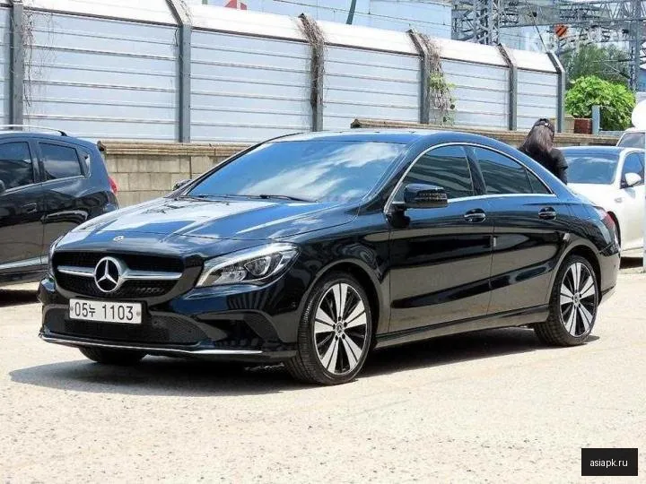 Mercedes-Benz CLA-Class AMG 2