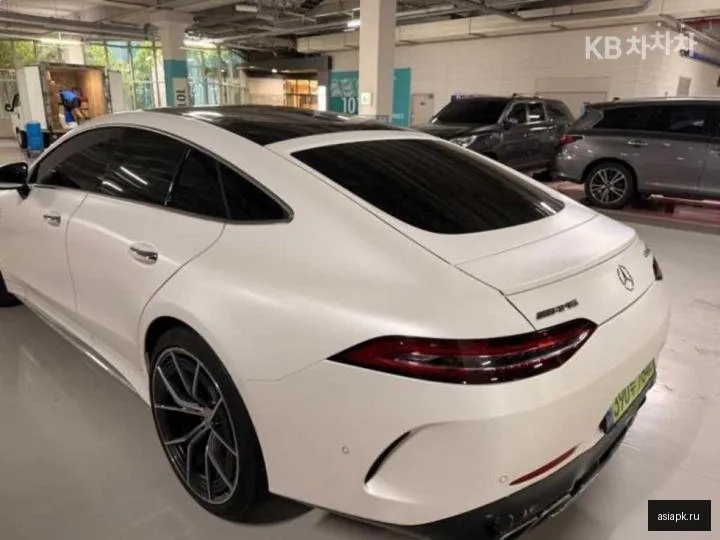 Mercedes-Benz AMG GT 2