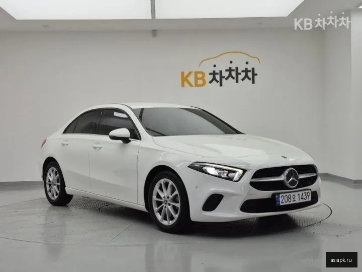 Mercedes-Benz A-Class 2