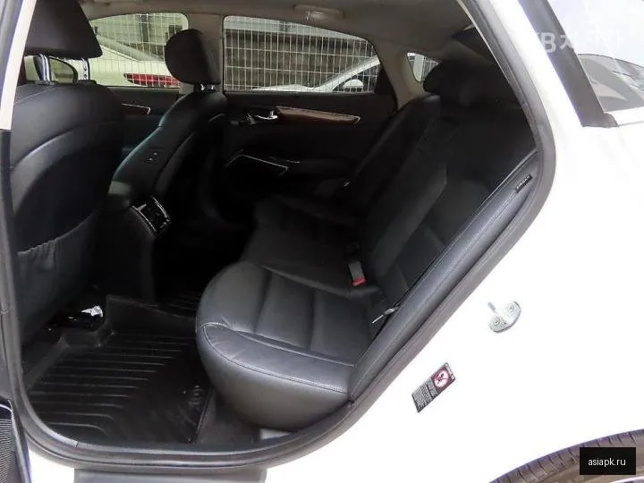 Kia K7 6