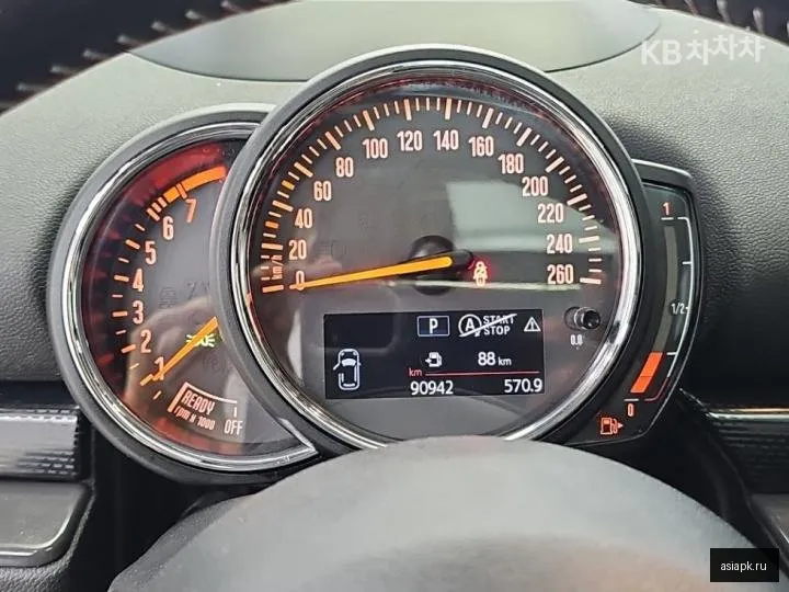 MINI Clubman 6