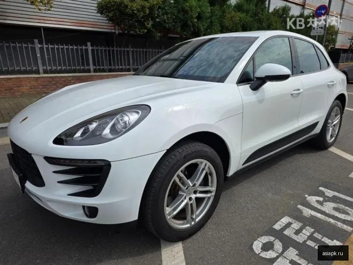 Porsche Macan 2