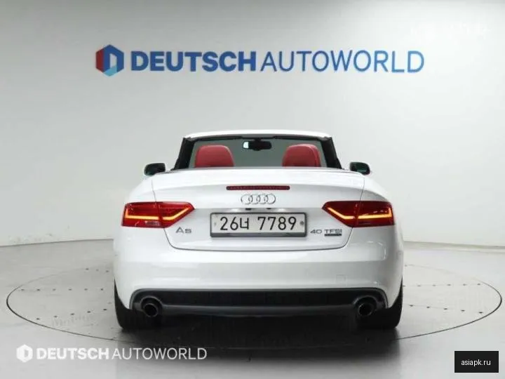 Audi A5 4