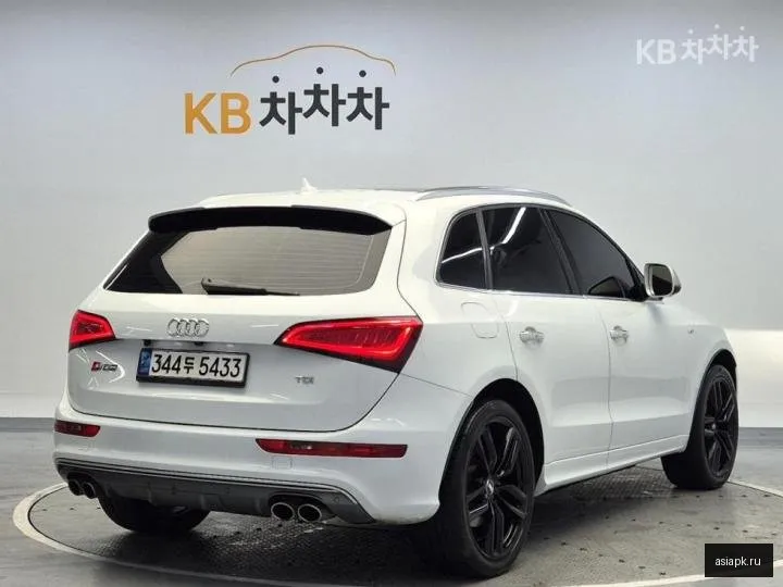 Audi SQ5 3