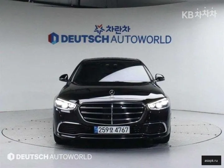 Mercedes-Benz S-Class 3