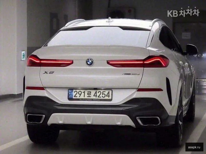 BMW X6 4