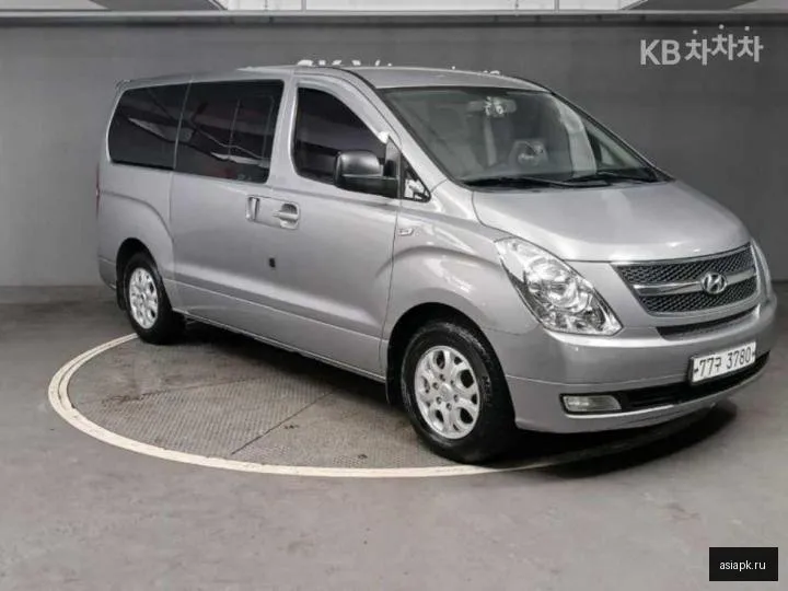 Hyundai Starex 3