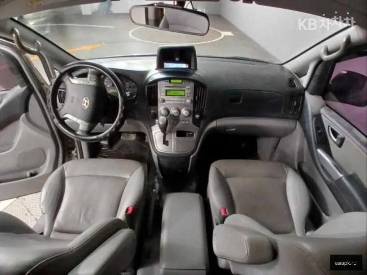 Hyundai Starex 6