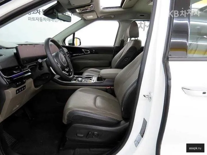 Kia Carnival 5