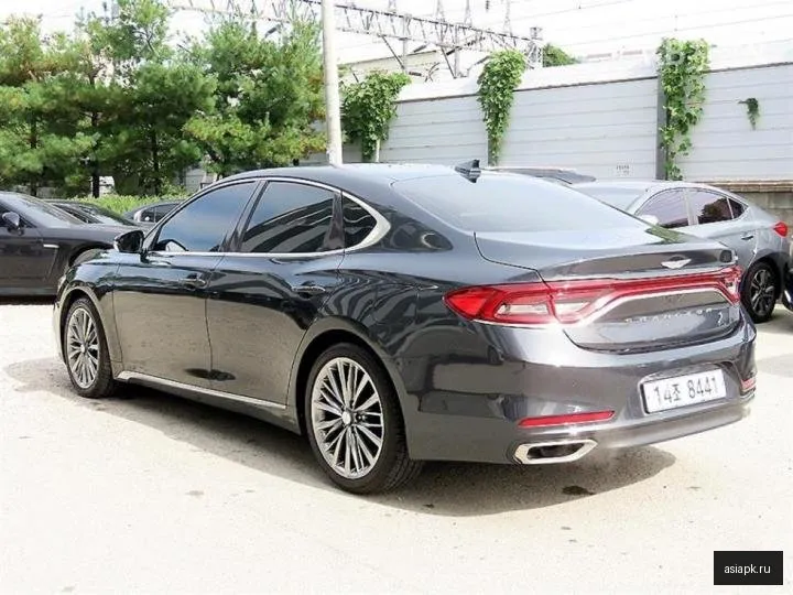Hyundai Grandeur 3