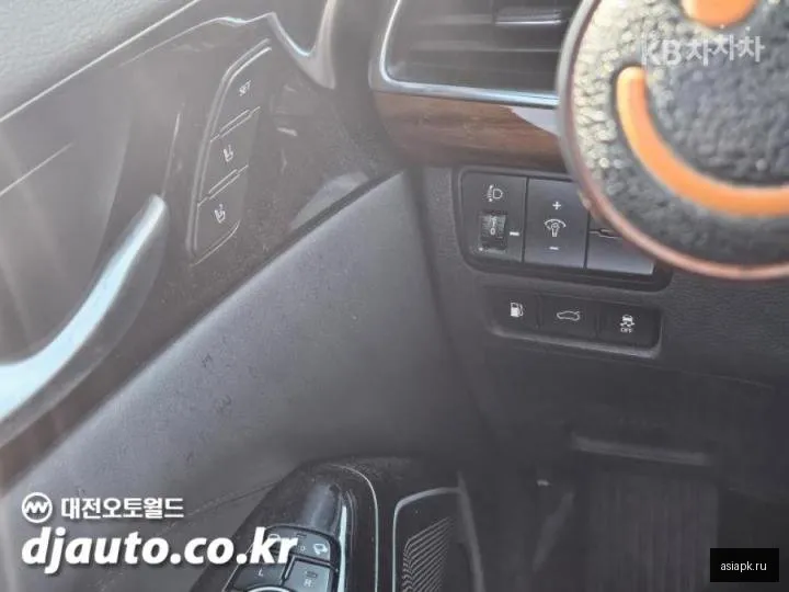 Kia K7 6